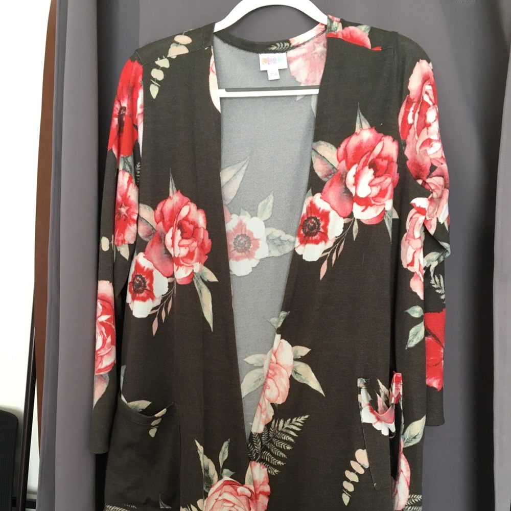 Lularoe Caroline